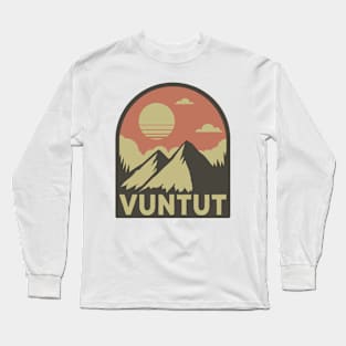 Vuntut national park mountains Long Sleeve T-Shirt